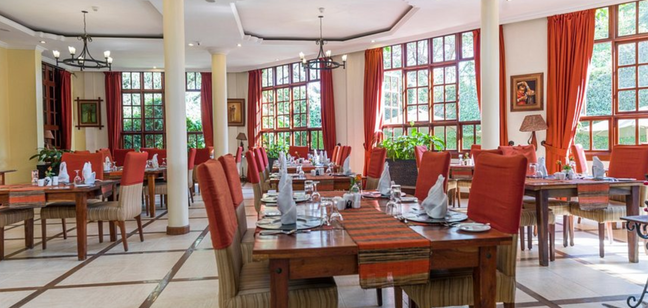 Sehemu 20 Nzuri za Kula Chakula cha Jioni Valentine